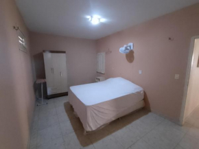 Casa e quarto por temporada, fim de semana e feriado